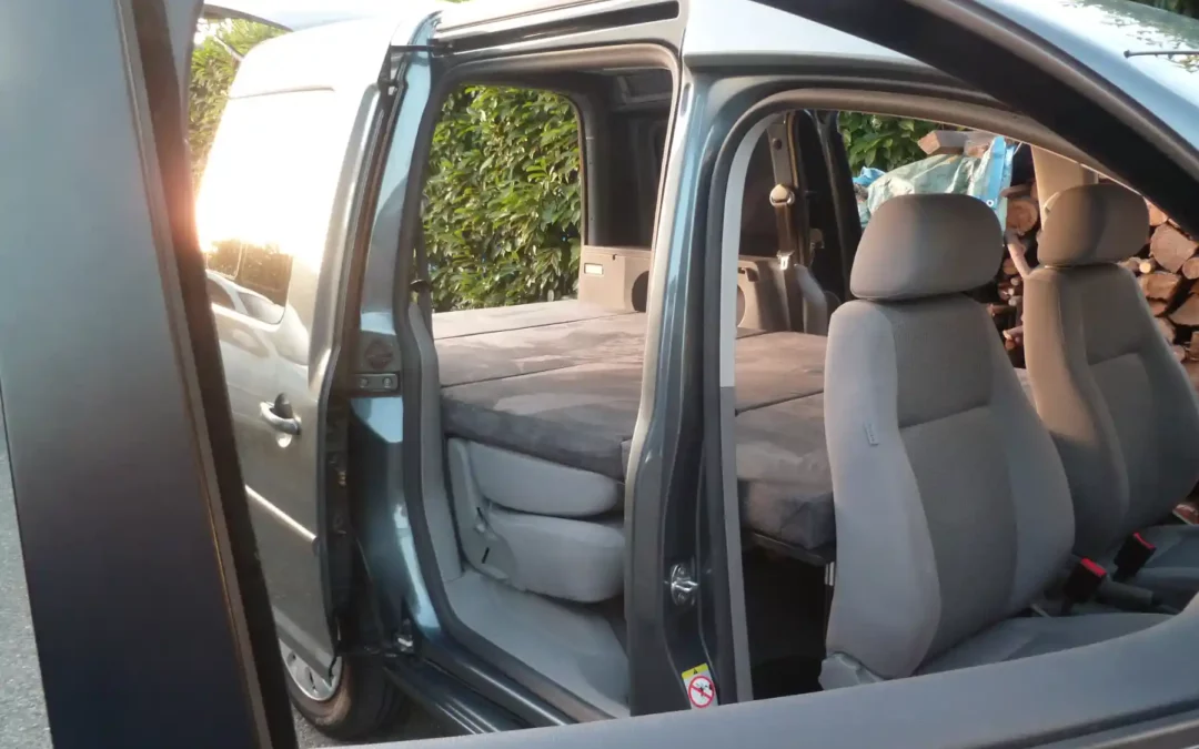 Aménagement VW Caddy 3 – 5 places